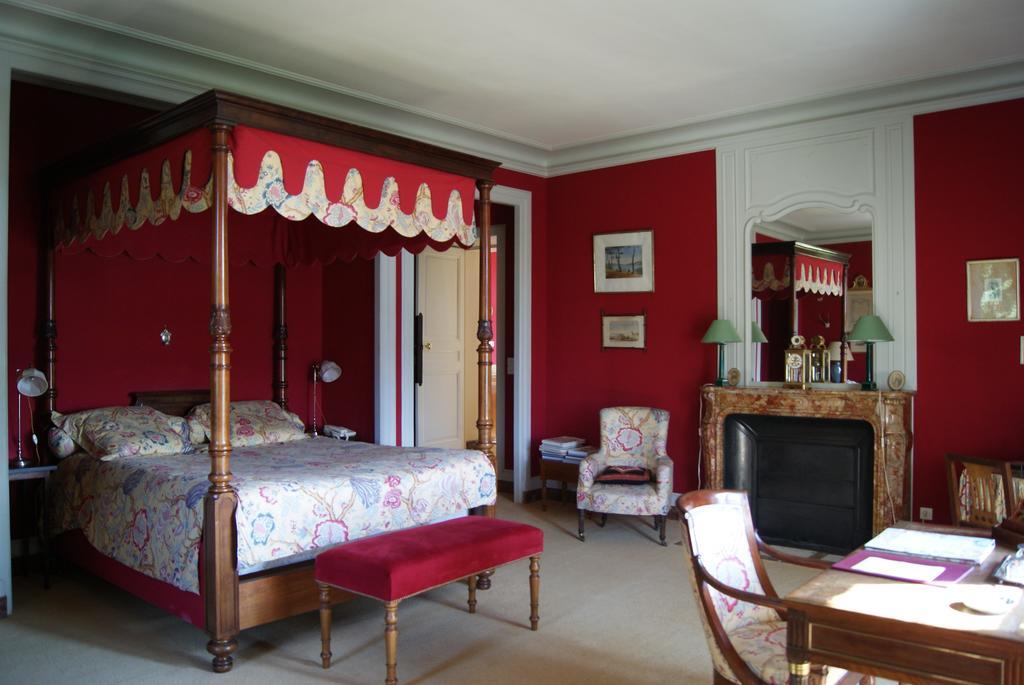 Chateau De La Verrerie Hotel Aubigny-sur-Nere Room photo