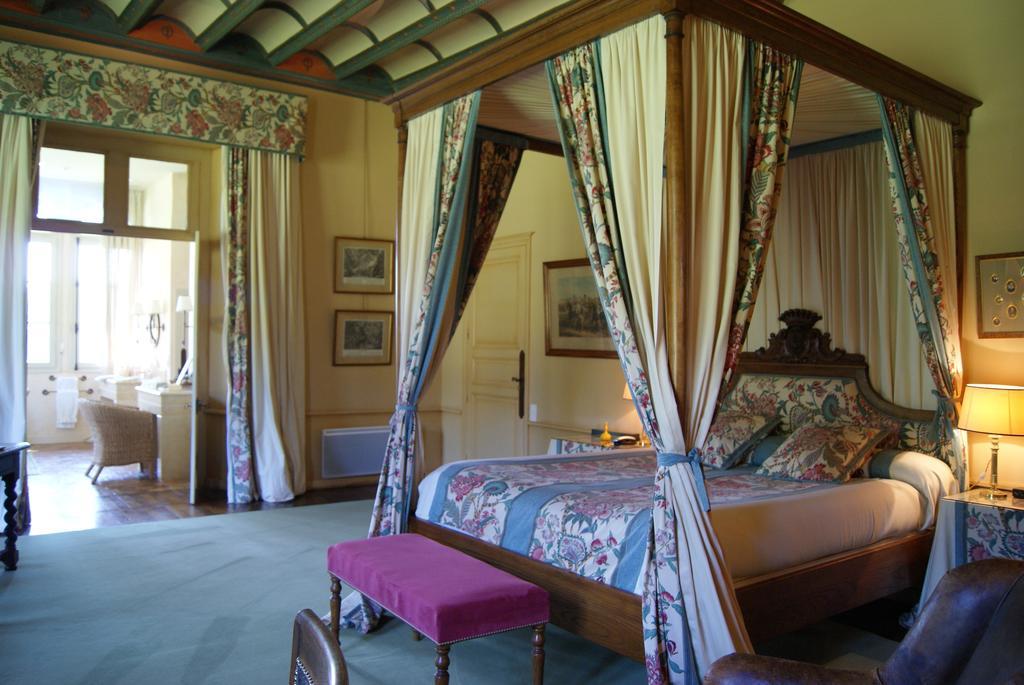 Chateau De La Verrerie Hotel Aubigny-sur-Nere Room photo