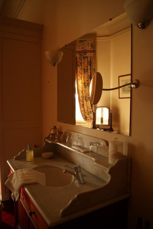 Chateau De La Verrerie Hotel Aubigny-sur-Nere Room photo